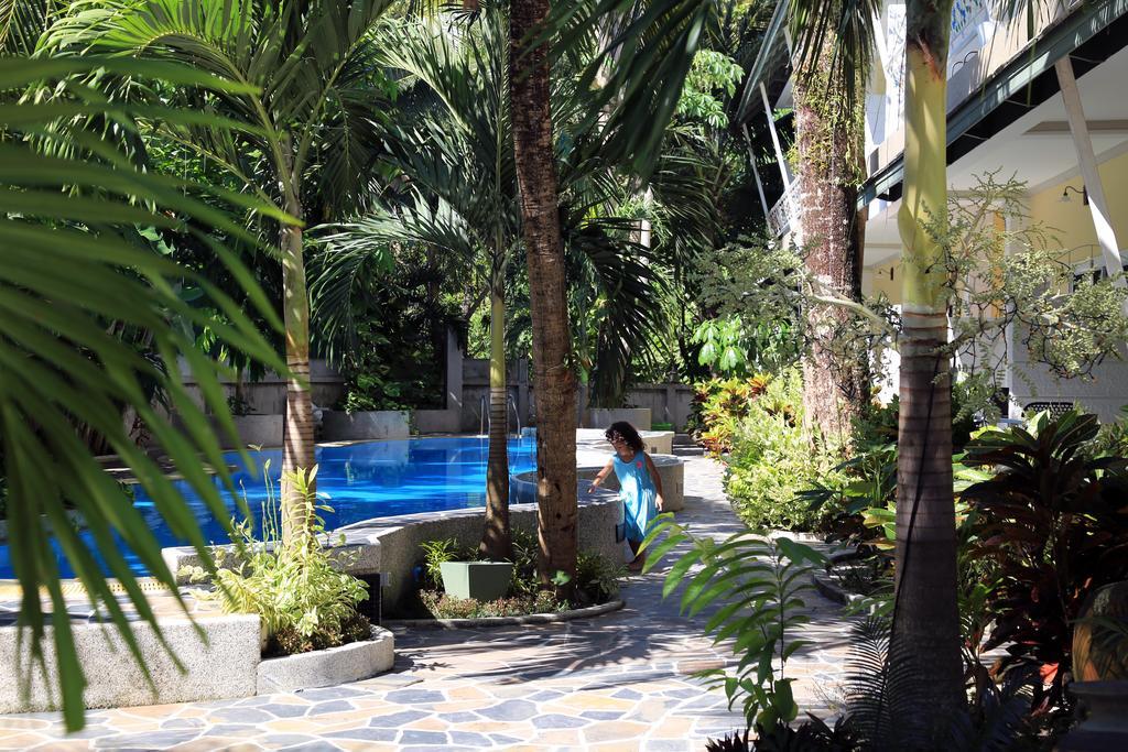 Naka Resort Kamala Beach Exterior foto
