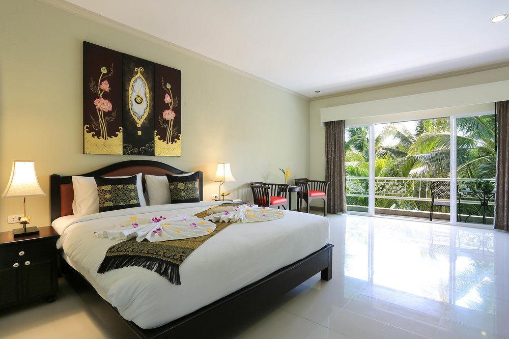 Naka Resort Kamala Beach Exterior foto