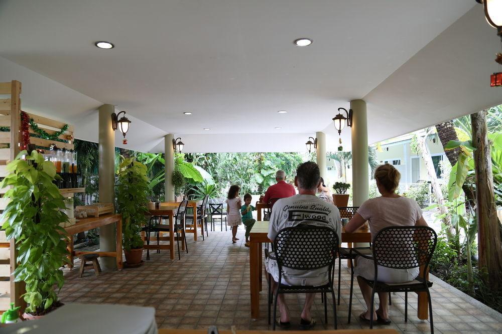 Naka Resort Kamala Beach Exterior foto