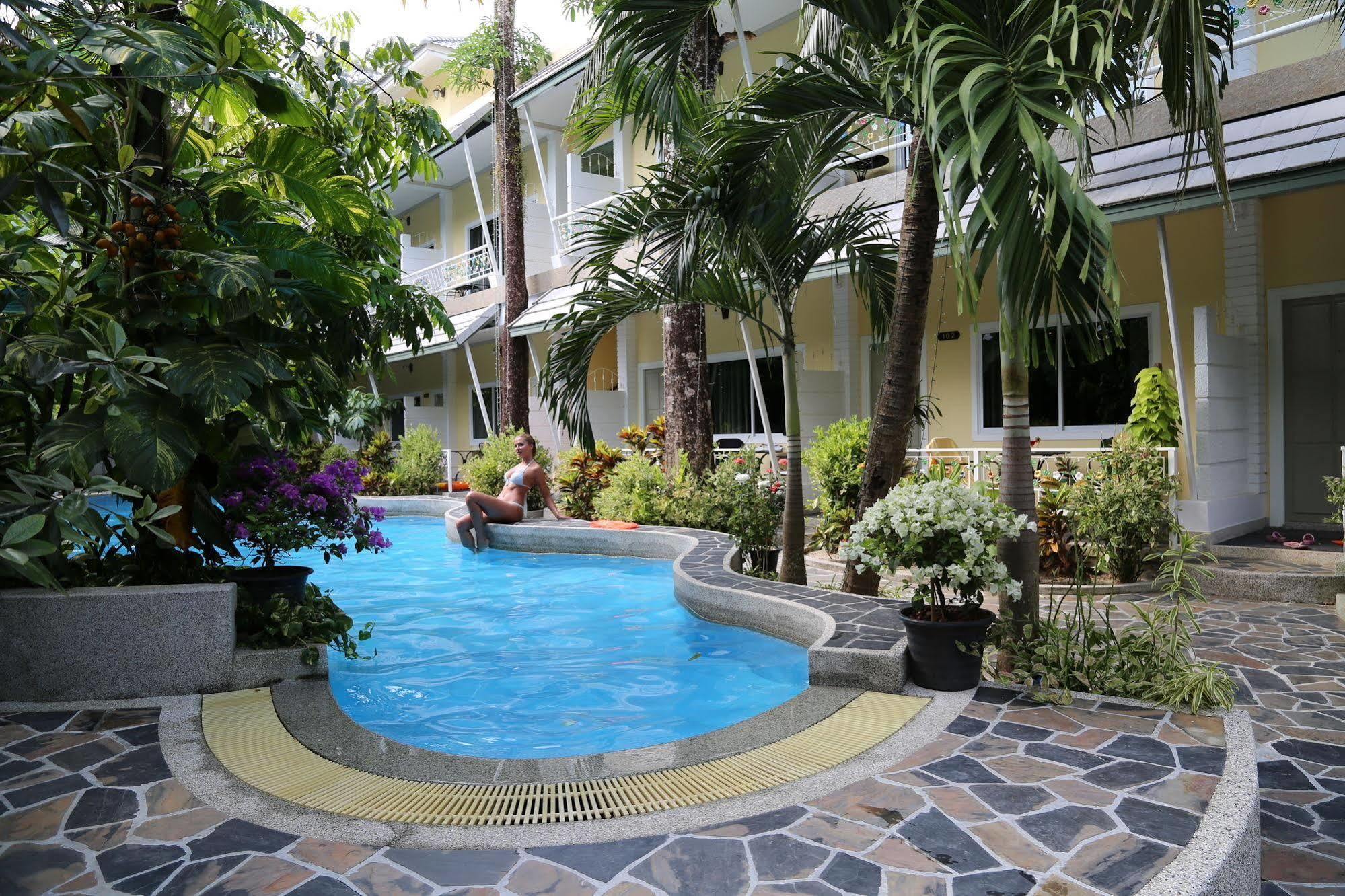 Naka Resort Kamala Beach Exterior foto